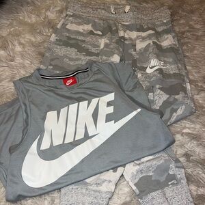 Nike Gray/Sage Camo Leggings and Tank Set